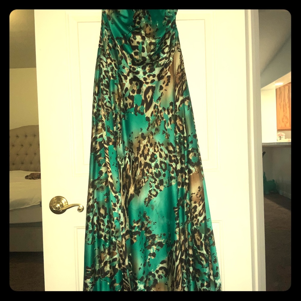 Women’s maxi dress / leopard print and teal